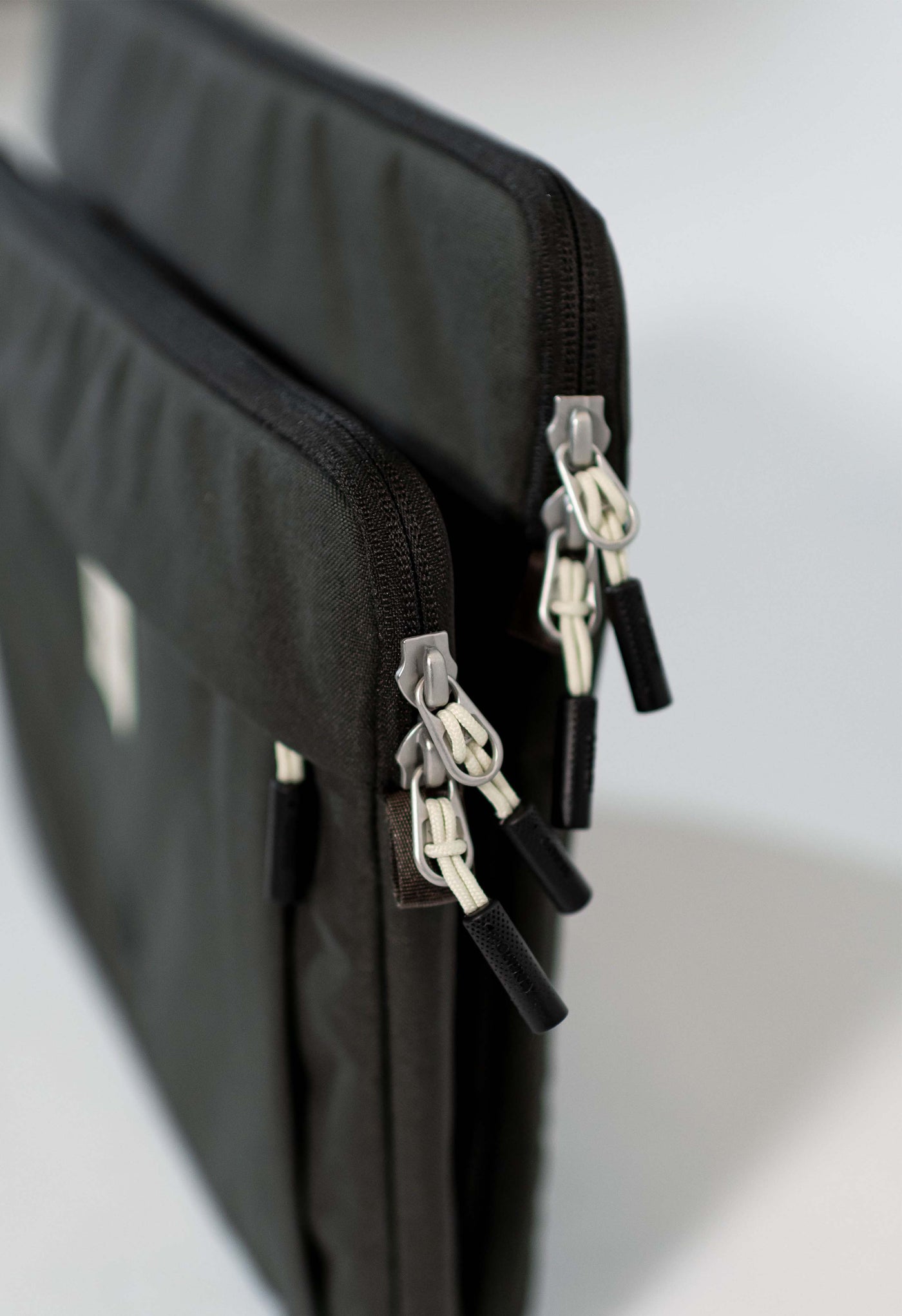 osprey arcane laptop bag Watch My thoughts after a year of use Whether youre commuting to work or traveling Osprey Laptop Sleeve